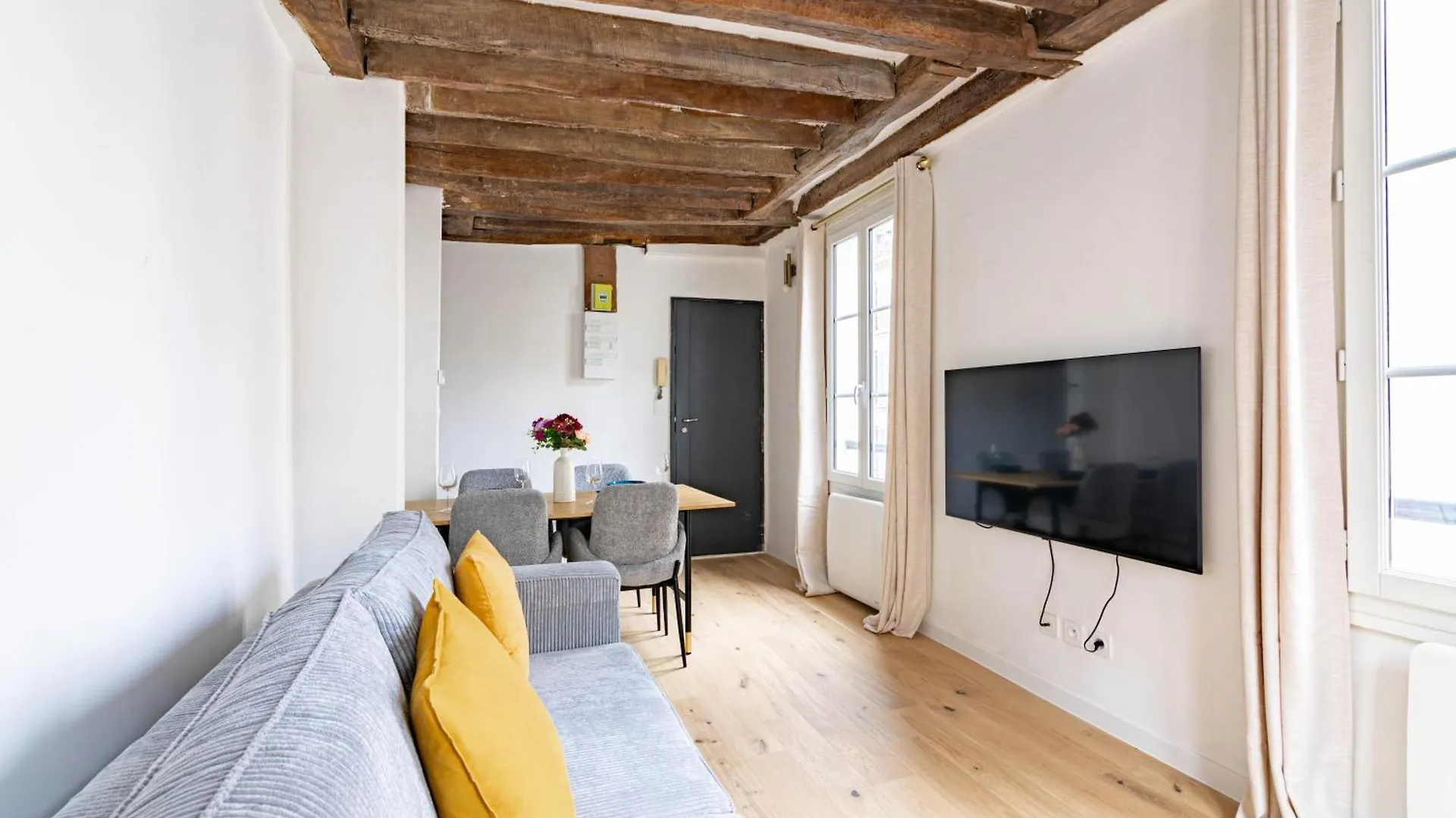 Apartment Quartier Fontaine Chatelet Les Halles Free Netflix Paris